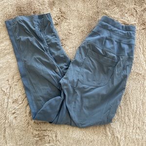 Lululemon cropped pants